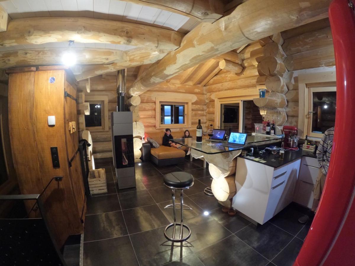 Chalet Anzac Chalet 5 Etoiles En Rondins Tout Neuf Unique Dans Les Aravis Les Villards-sur-Thônes Екстериор снимка